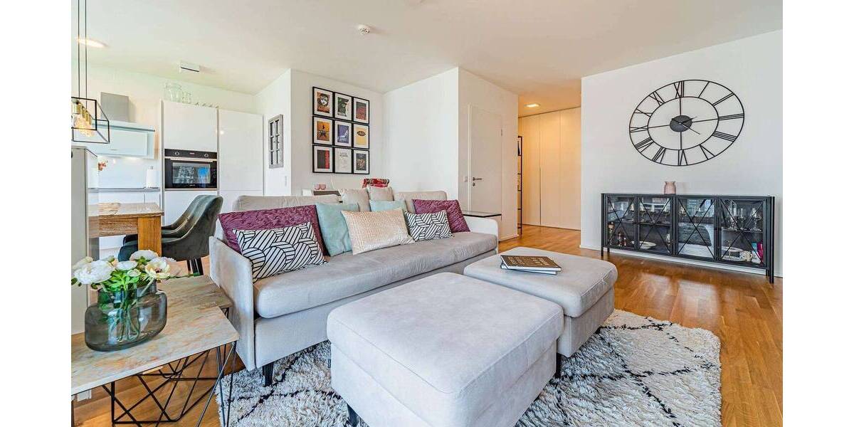 Etagenwohnung Frankfurt am Main Niederrad - 2 Zimmer, 60 m&sup2;, 2.200&euro; | Angebot:26289463