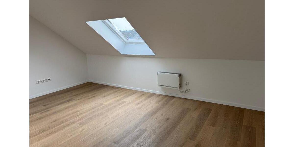 Dachgeschoßwohnung Bielefeld Mitte - 1 Zimmer, 32 m&sup2;, 400&euro; | Angebot:26367876