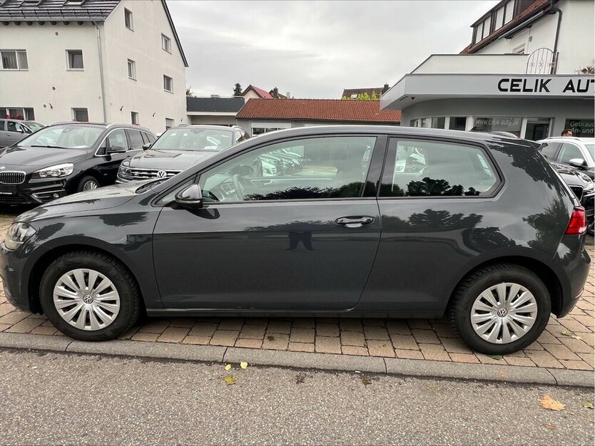 VW Golf 1.6 TDI VII. BMT Start-Stopp PDC 164.000 km 9.990 € Neckarsulm 74172
