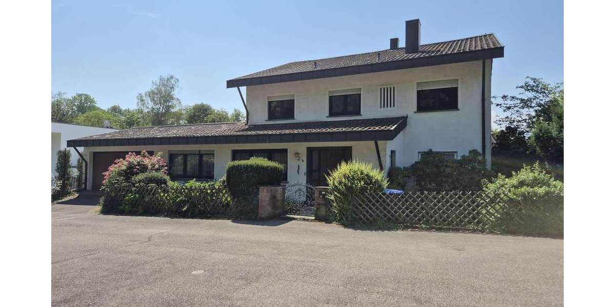 Einfamilienhaus Göppingen - 6.5 Zimmer, 181 m&sup2;, 980.000&euro; | Angebot:27144010