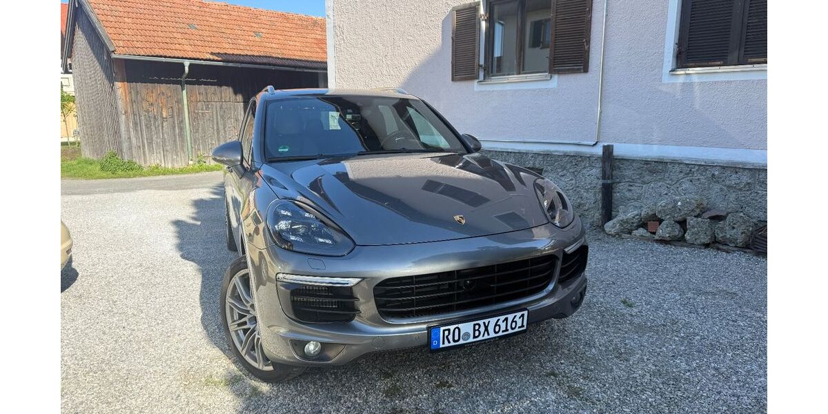 Porsche Cayenne 226.000 km 24.999 &euro; Schwabing-West 80798