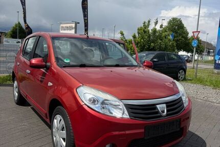 Dacia Sandero 180.000 km 1.350 &euro; Bedburg 50181