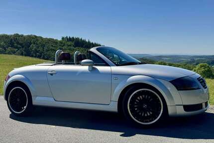 Audi TT 225.000 km 14.999 &euro; Angelburg 35719