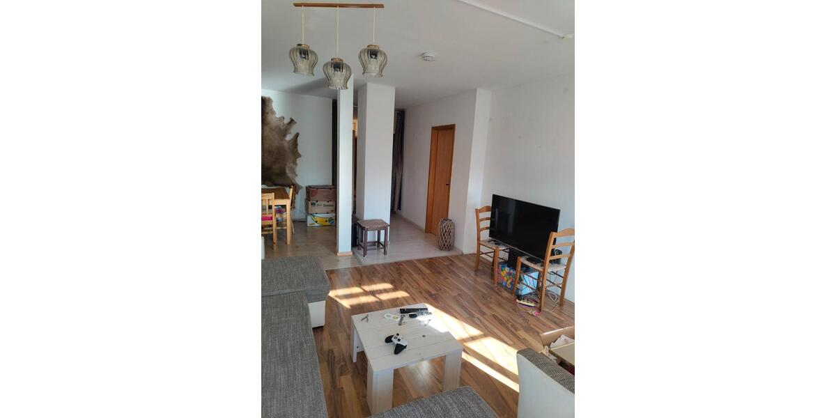 Etagenwohnung Oederan - 4 Zimmer, 90 m&sup2;, 450&euro; | Angebot:25993064