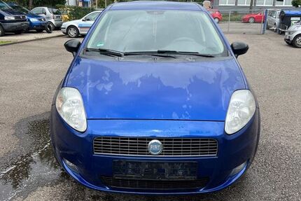 Fiat Punto 182.000 km 2.400 € Sindelfingen 71065