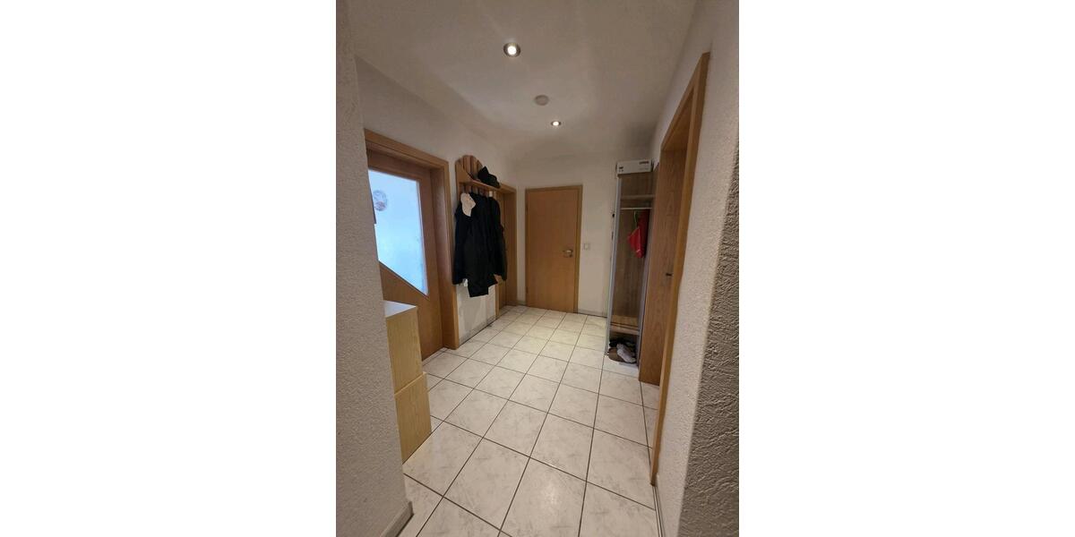 Dachgeschoßwohnung Neutraubling - 2 Zimmer, 52 m&sup2;, 750&euro; | Angebot:26444201