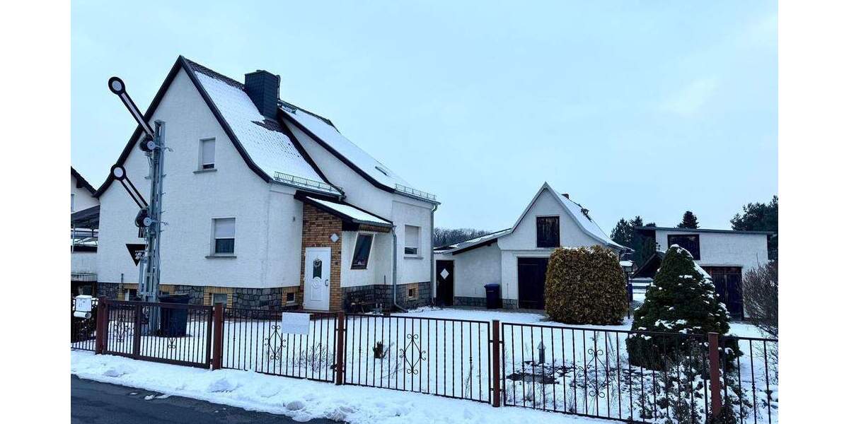 Freistehendes Einfamilienhaus in ruhiger Siedlungslage von Annaburg 5 zimmer