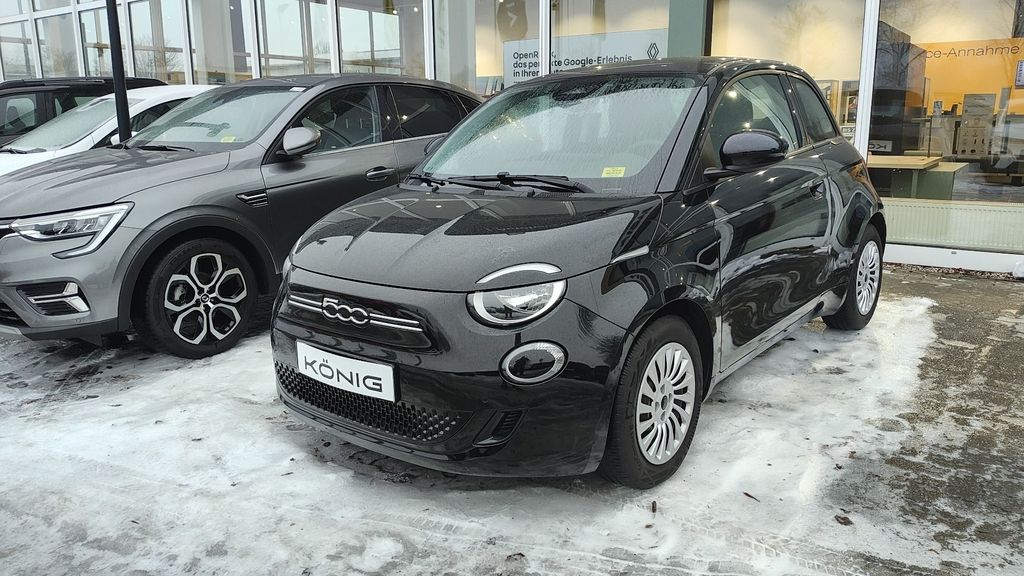 Fiat 500e 16.588 km 17.999 &euro; Massen 03238