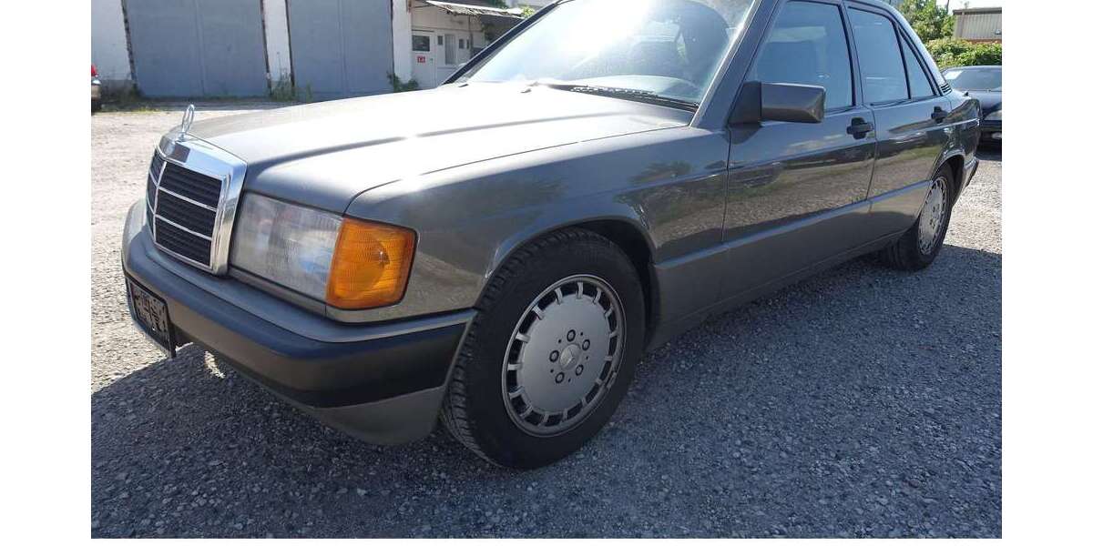 Mercedes-Benz 190 212.900 km 7.950 &euro; Neumarkt 92318