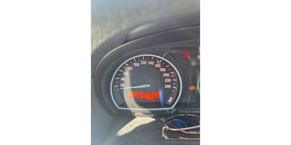 BMW X3 270.000 km 4.500 &euro; Carinerland ot zarfzow 18233