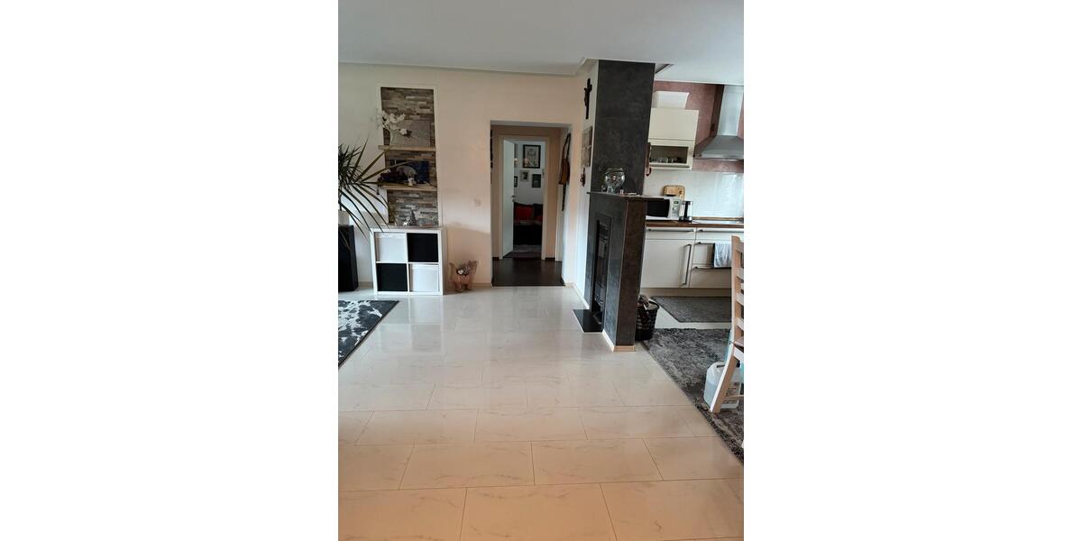 Etagenwohnung Brüggen - 4 Zimmer, 83 m&sup2;, 175.000&euro; | Angebot:24730442