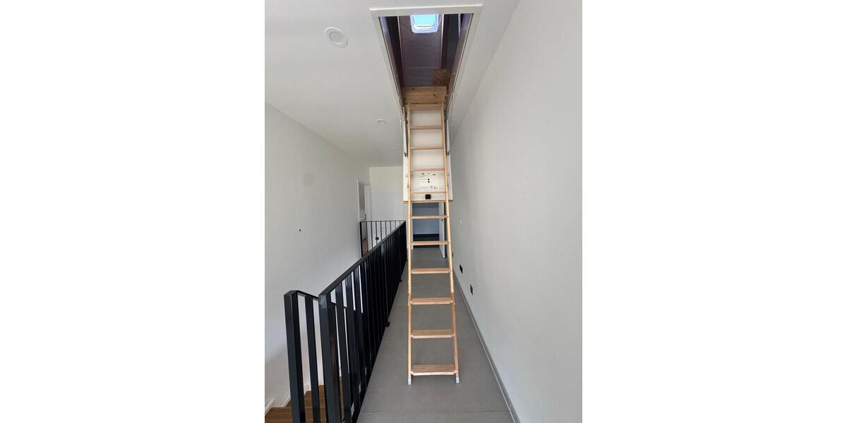 Einfamilienhaus Rehau - 7 Zimmer, 150 m&sup2;, 2.500&euro; | Angebot:23588222