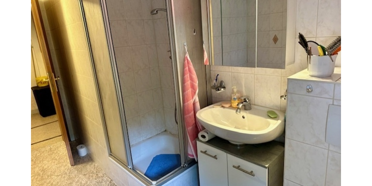 Massives Wohnhaus mit tollen Blick auf Schloß Könitz - Einfamilienhaus Unterwellenborn OT Könitz Könitz | Angebot:16297790