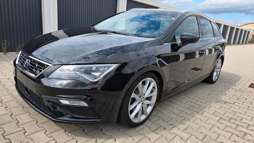 Seat Leon 83.000 km 18.990 € Küps 96328
