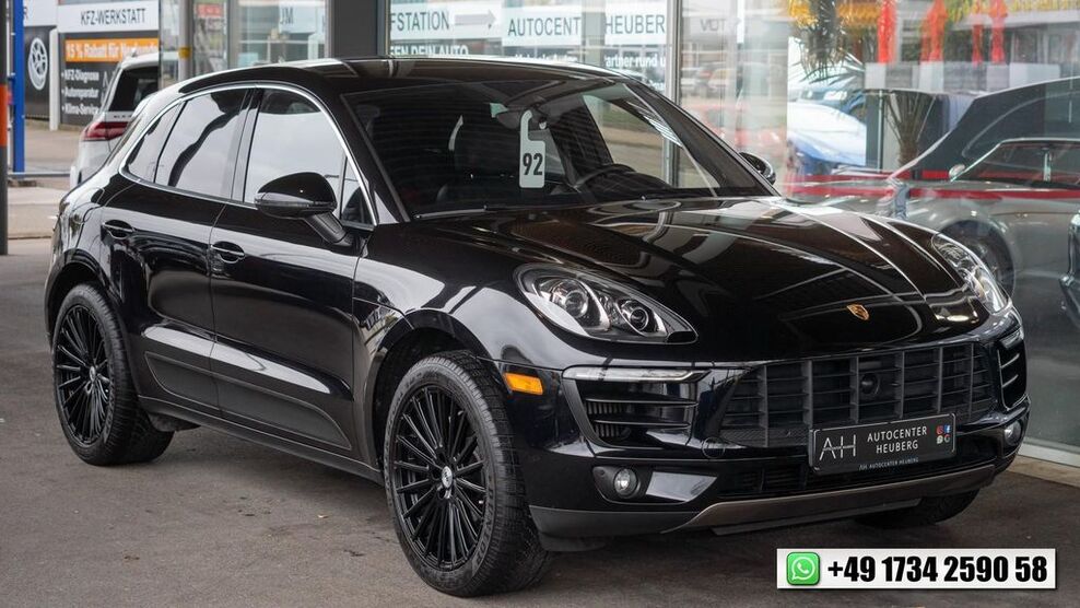 Porsche Macan 94.675 km 32.990 € Villingen-Schwenningen 78054