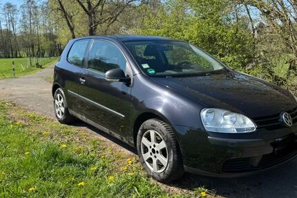VW Golf 231.137 km 850 &euro; Vadenrod 36318