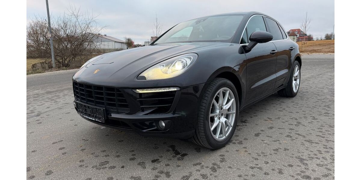Porsche Macan 174.000 km 28.490 &euro; Walldürn 74731