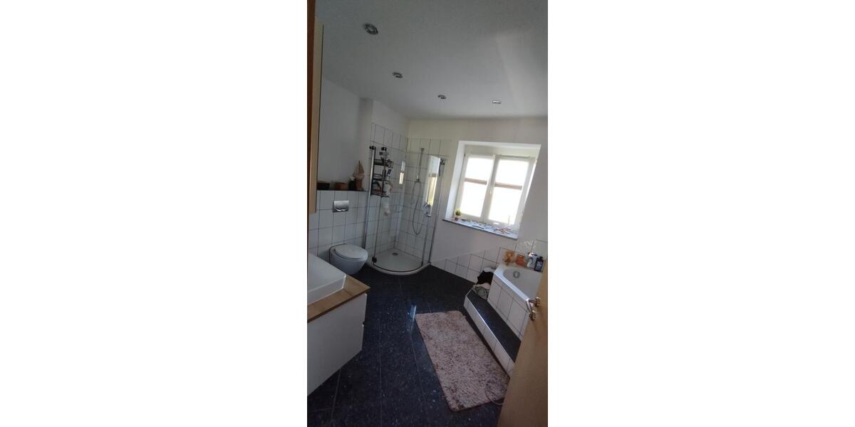 Reihenhaus Kirchseeon - 7 Zimmer, 170 m&sup2;, 2.200&euro; | Angebot:26490140