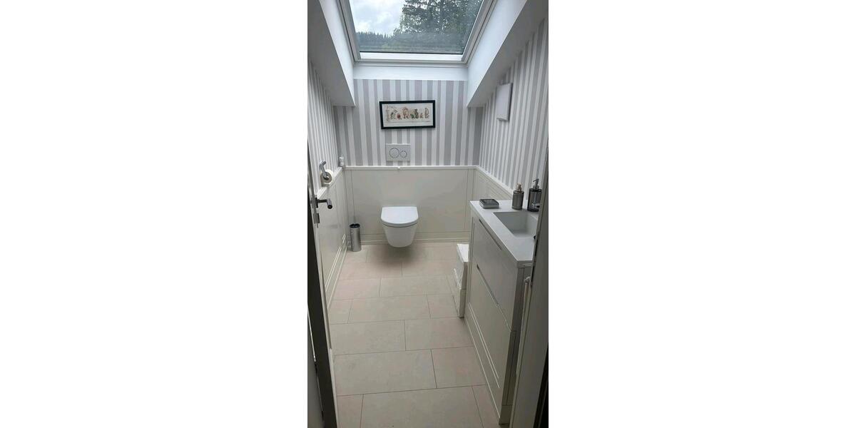 Dachgeschoßwohnung Gmund am Tegernsee - 3 Zimmer, 110 m&sup2;, 2.500.000&euro; | Angebot:23274225