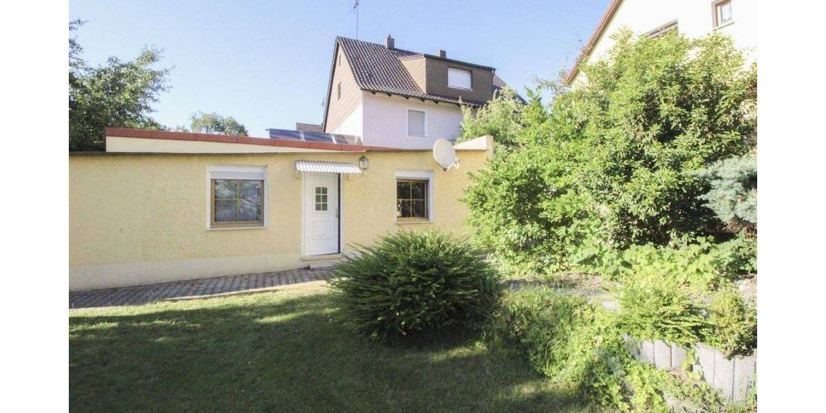 Einfamilienhaus Schwandorf Krondorf - 7 Zimmer, 130 m&sup2;, 299.000&euro; | Angebot:26435050