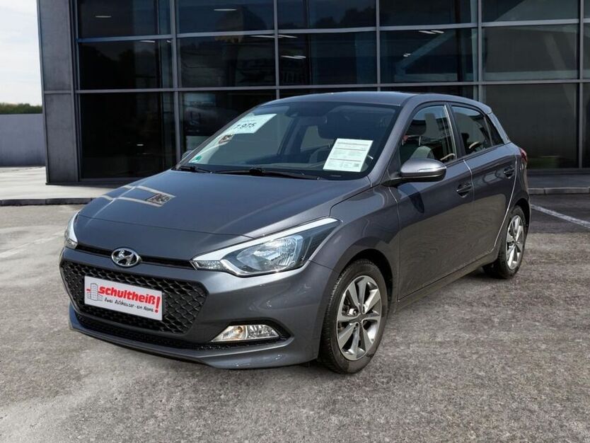 i20