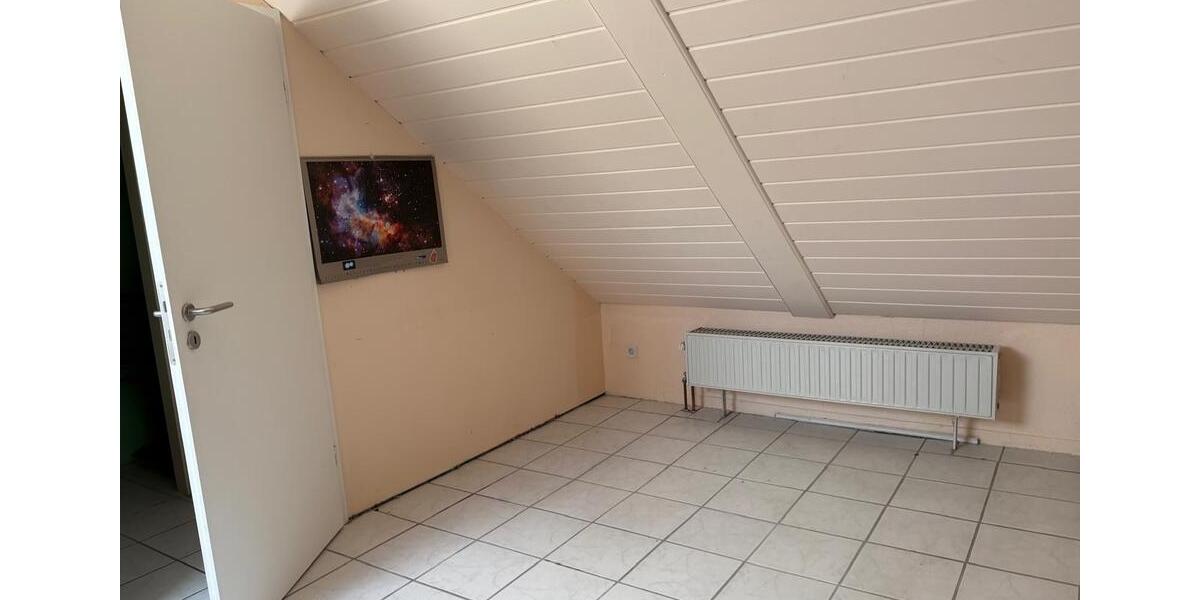 Etagenwohnung Wiehl - 4 Zimmer, 100 m&sup2;, 320.000&euro; | Angebot:27004134