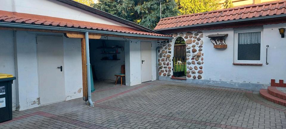 Reihenhaus Wesenberg - 9 Zimmer, 400 m&sup2;, 395.000&euro; | Angebot:26091800