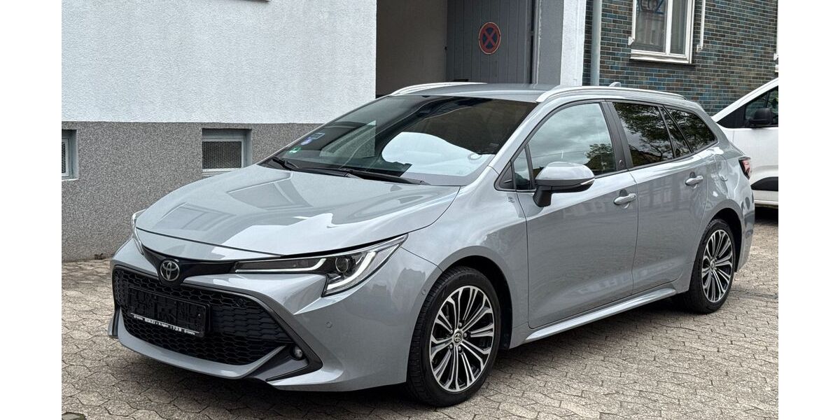 Toyota Corolla 131.100 km 15.400 &euro; Saarbrücken - Burbach 66115