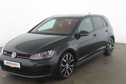 VW Golf 108.341 km 16.880 € Dresden 01187