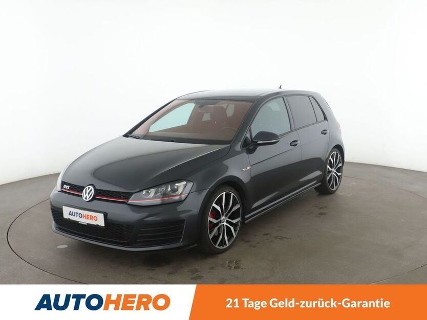 VW Golf 108.341 km 16.880 € Dresden 01187