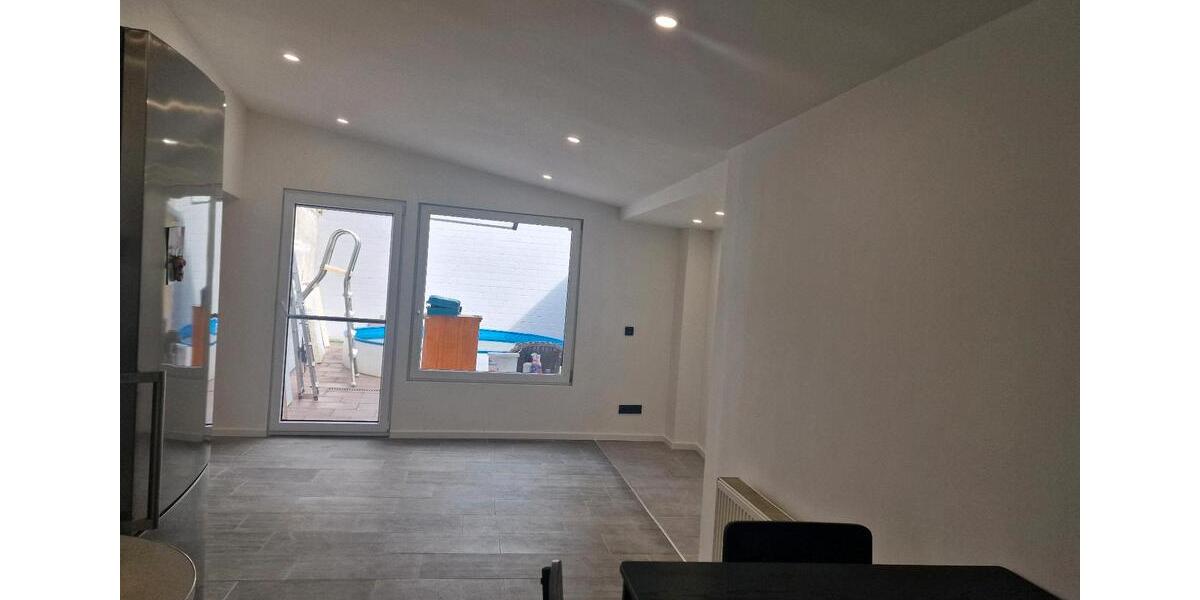 Reihenhaus Mönchengladbach West - 3 Zimmer, 90 m&sup2;, 1.150&euro; | Angebot:25475550