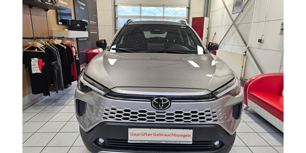 Toyota Corolla Cross 6.578 km 39.990 &euro; Wittenberg 06886