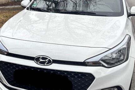 Hyundai i20 65.000 km 9.000 &euro; München 80637