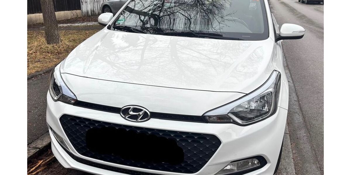 Hyundai i20 65.000 km 9.000 &euro; München 80637