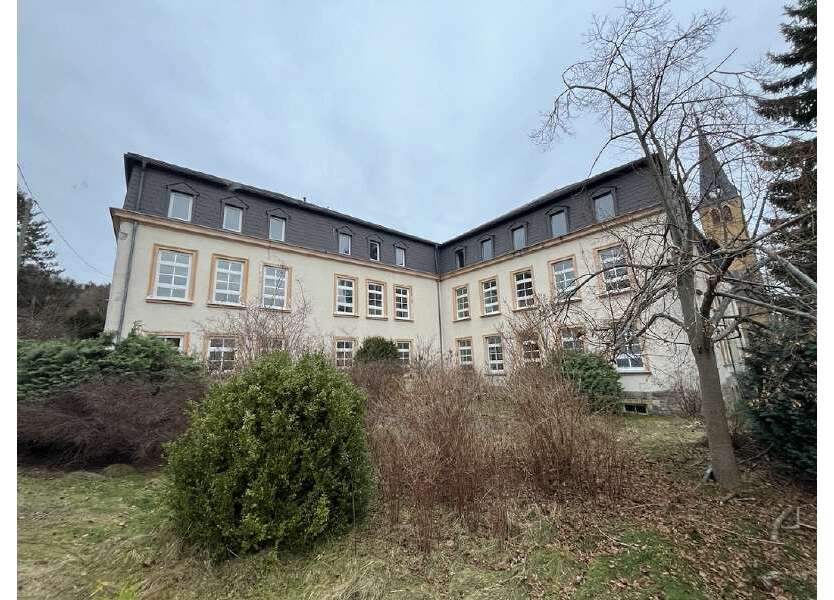 Büro in Jahnsbach 449.000 € 3000 m²