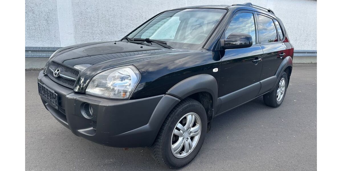 Hyundai TUCSON 192.000 km 3.900 &euro; Lollar, bei Gießen 35457