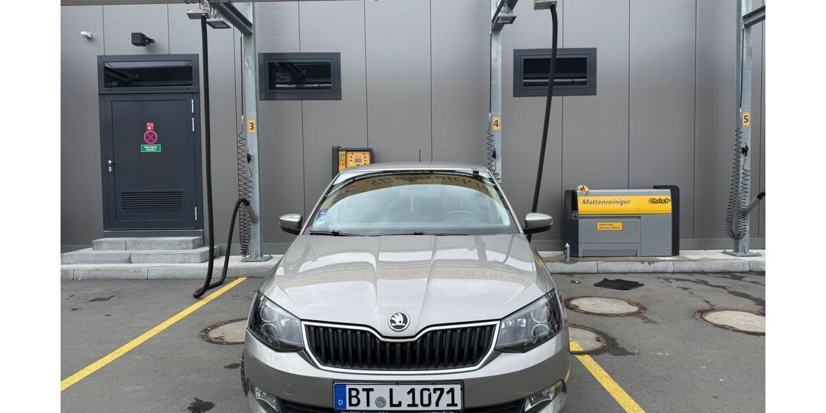 Skoda Fabia 82.500 km 10.000 &euro; Bayreuth 95444