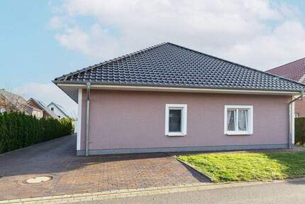 Moderner Bungalow mit Ausbaupotential in Bad Essen - komfortables Wohnen auf einer Ebene 3 zimmer