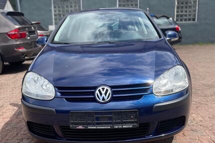 VW Golf 149.000 km 3.499 &euro; Trappenkamp 24610