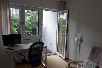 Helle ruhige 1 Zimmerwohnung mit Balkon in Tübingen möbliert zimmer