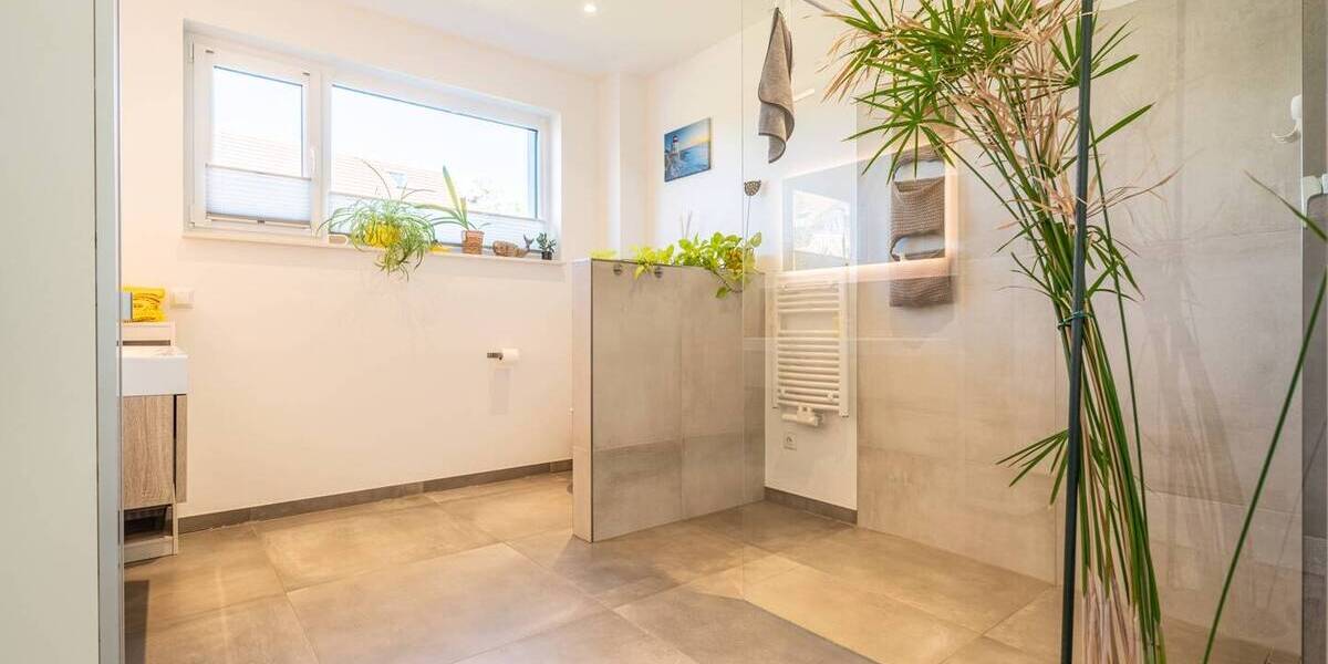 Einfamilienhaus Magdeburg Berliner Chaussee - 5 Zimmer, 168 m&sup2;, 2.000&euro; | Angebot:26454373