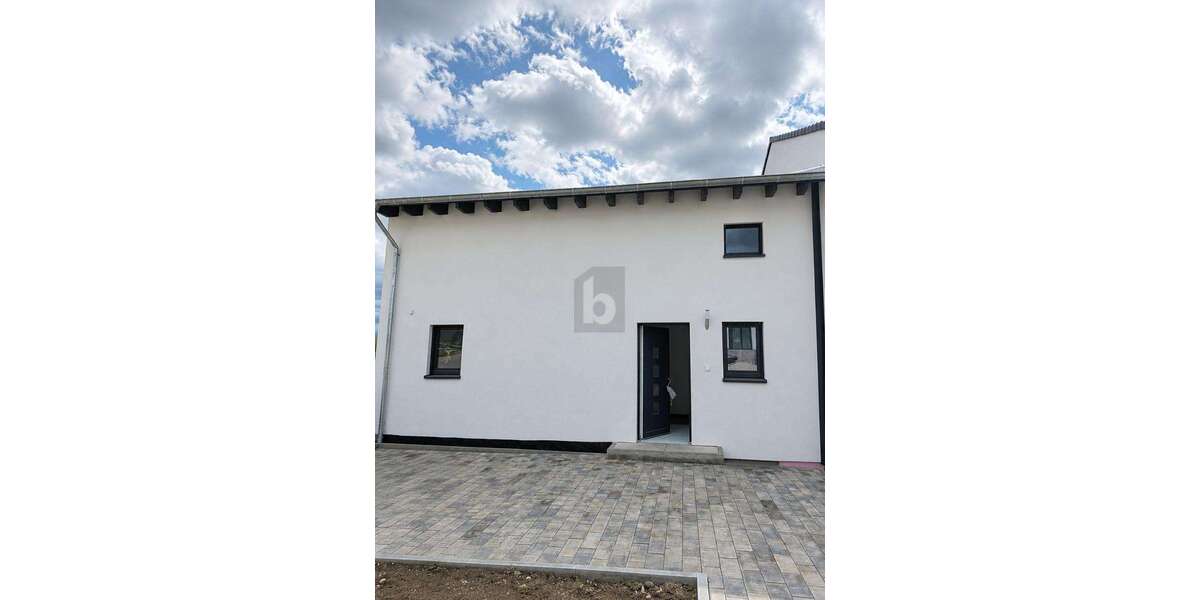 Einfamilienhaus Großmehring - 6 Zimmer, 180 m&sup2;, 2.300&euro; | Angebot:26847231