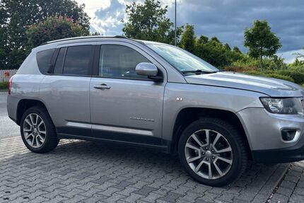 Jeep Compass 190.000 km 5.200 &euro; Frankfurt am Main 60437