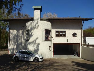 GROßZÜGIGES ZUHAUSE MIT EINLIEGERWOHNUNG 10 zimmer