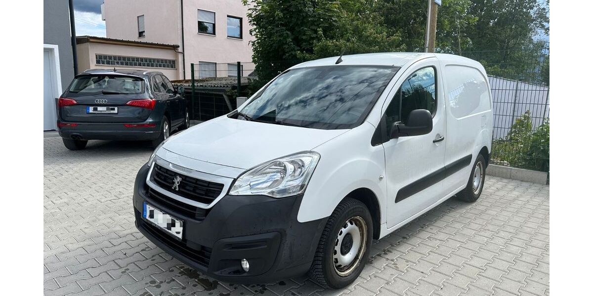 Peugeot Partner 176.000 km 6.990 &euro; München 81243