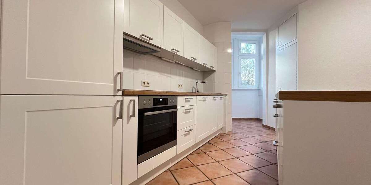 Etagenwohnung Kaiserslautern Betzenberg - 4 Zimmer, 122 m&sup2;, 1.250&euro; | Angebot:25398756