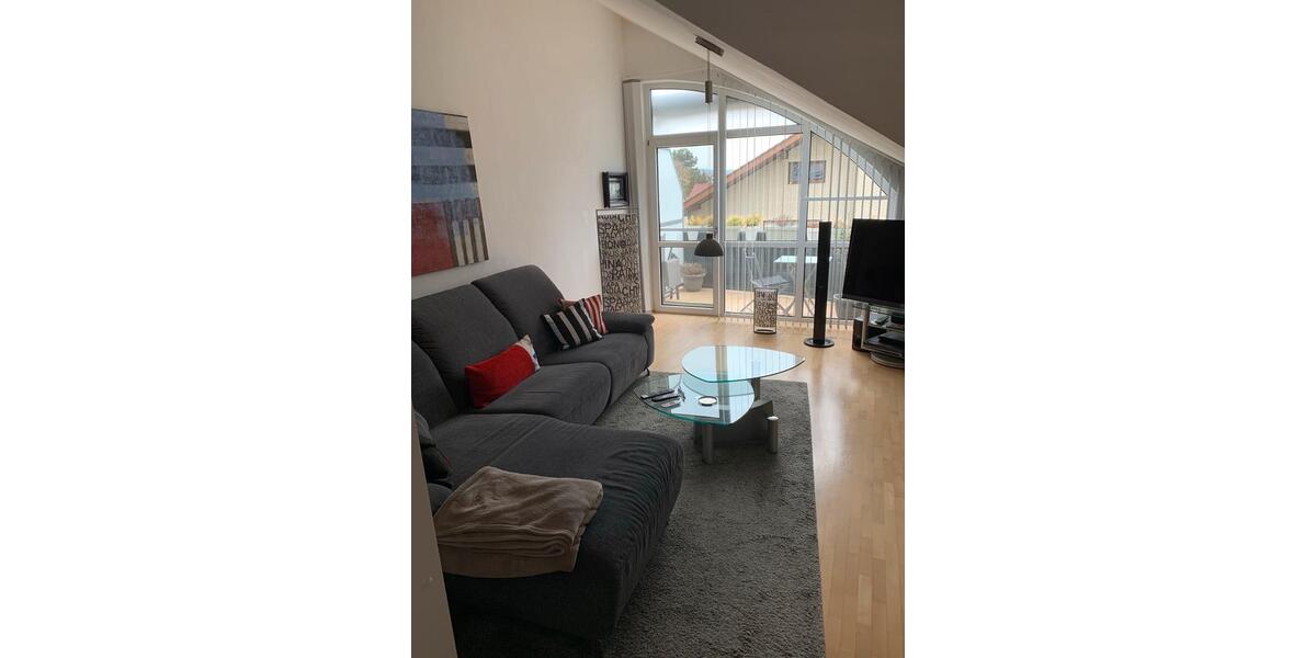 Dachgeschoßwohnung Rüsselsheim am Main - 2 Zimmer, 65 m&sup2;, 950&euro; | Angebot:26679034