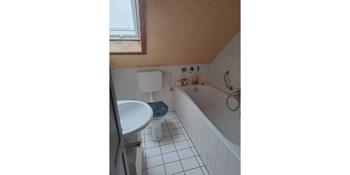 Dachgeschoßwohnung Bad Rappenau - 3 Zimmer, 78 m&sup2;, 195.000&euro; | Angebot:26222030