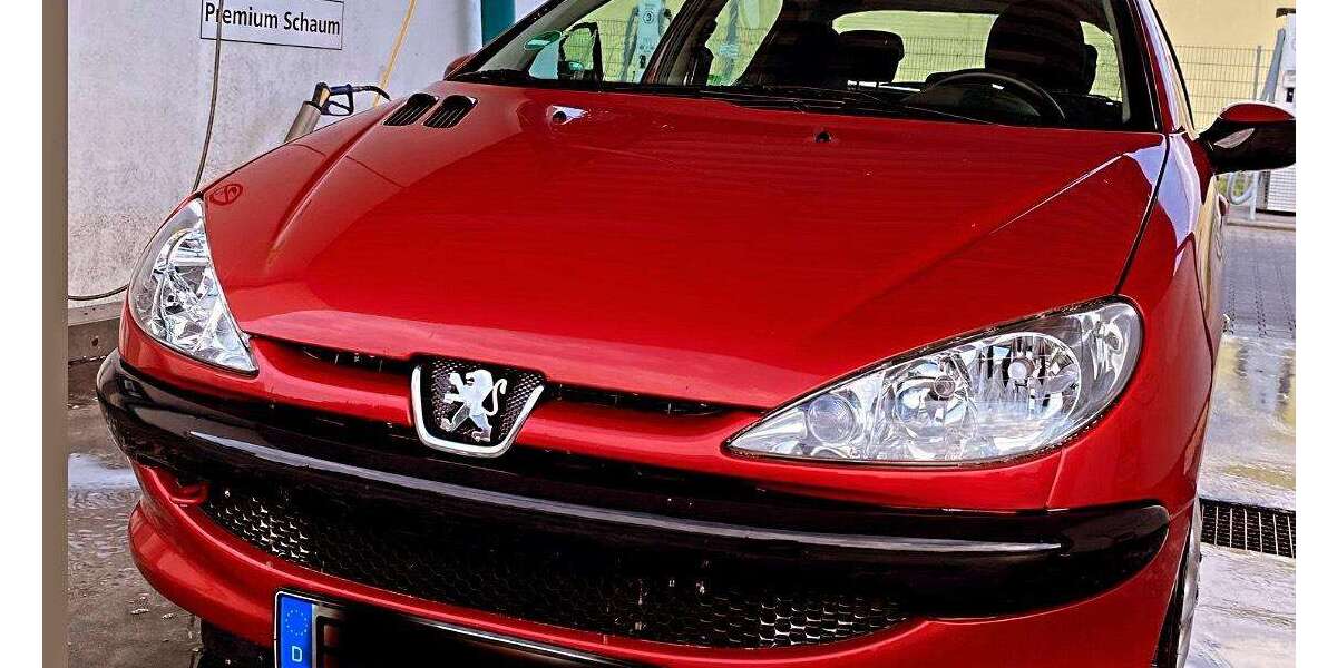 Peugeot 206 156.000 km 1.899 &euro; Sachsenheim, Stadt 74343