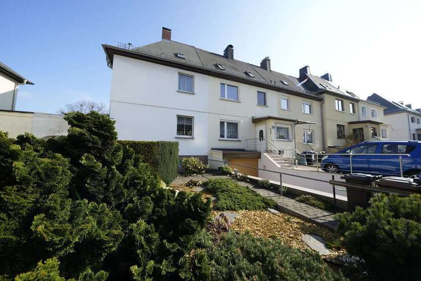 Haus zum Kaufen in Chemnitz 148.200 € 95.9 m²